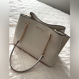 Teagan Large Pebbled Leather Shoulder Bag - Michael Kors